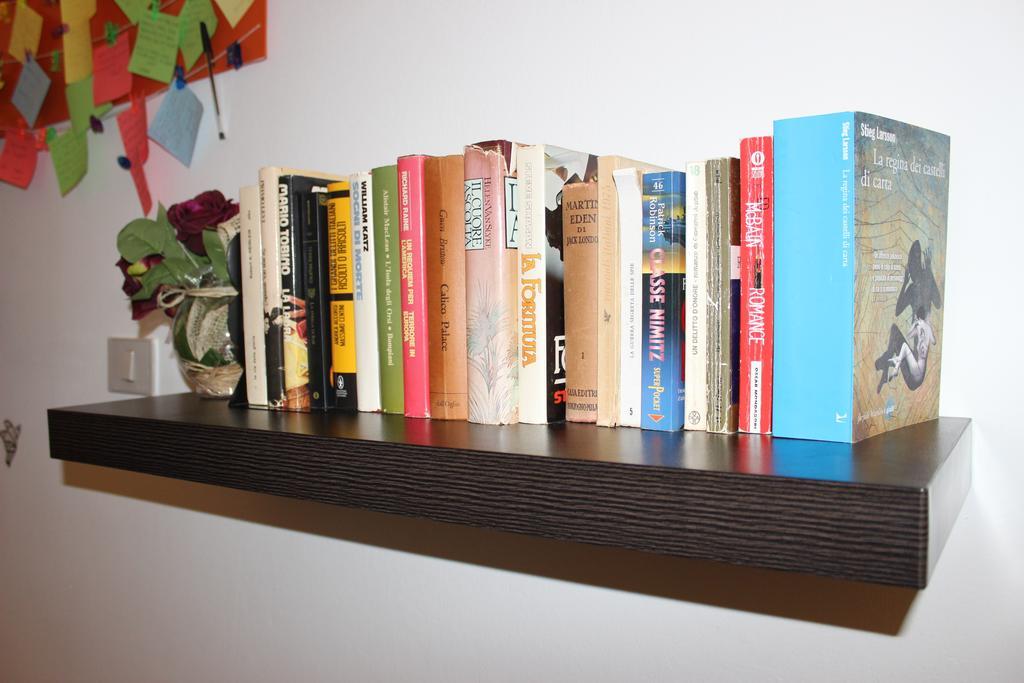 萨萨里Bed 'N Books住宿加早餐旅馆 外观 照片